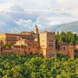 Гранада, Алхамбра - архитектурен и парков ансамбъл: описание. Забележителности в Испания