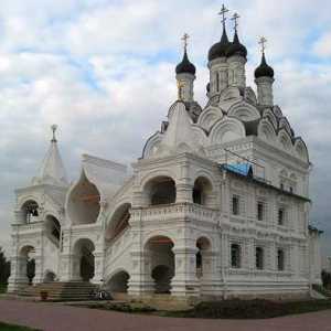 Църквата на Благовещението на Благословената Дева в село Тайнинск: снимка, график на услугите
