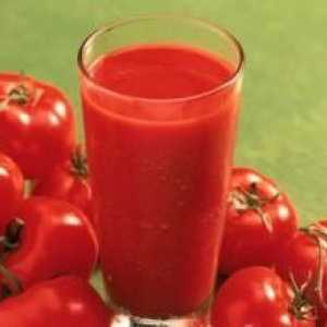 Приготвянето на доматен сок у дома дълго време ще ви осигури вкусна и полезна напитка
