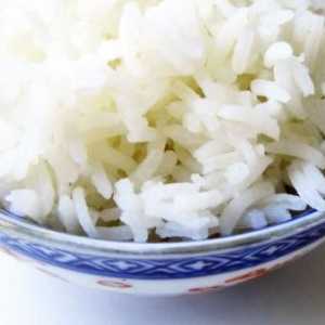 Как да готвя ориз правилно в двоен котел