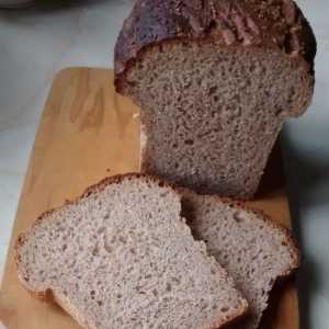 Как да се пече ръжен хляб на кисело мляко в производител на хляб: рецепти