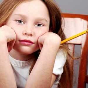 Как да учим детето да държи писалка правилно - съвет за родителите