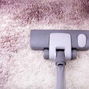 Как да почистите килим у дома: ефективни начини, полезни съвети