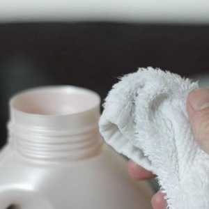 Как да почистите драпирано палто у дома: няколко начина