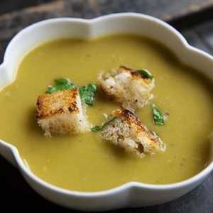 Как да готвя грахова супа в multivark `Redmond`