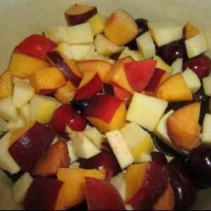 Как да подготвим компот от ябълки и череши?