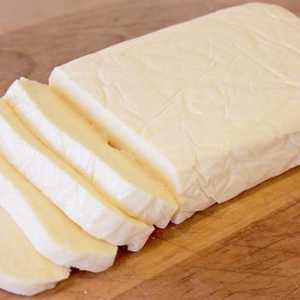 Как да си направим сирене от кисело мляко у дома?