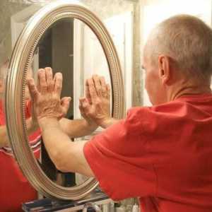 Как да лепираме огледало на огледало, стена, мебели, стъкло?