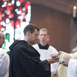 Как да вземем монашески обети?