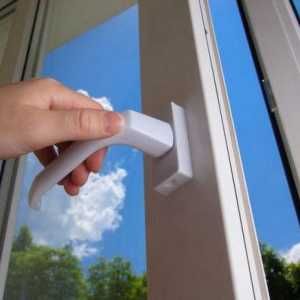Как да подмените хардуер в пластмасови прозорци със собствените си ръце