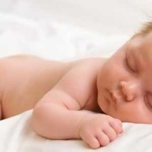 Как да поставим новороденото да спи? Най-ефективните начини
