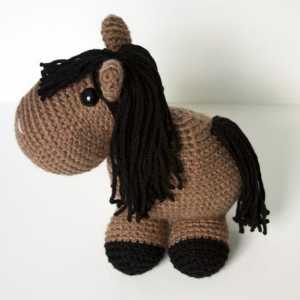 Как да плете плътен кон?