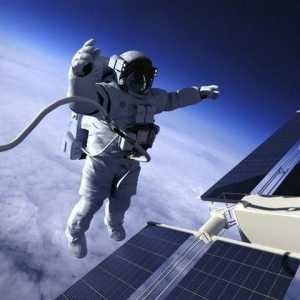 Каква е заплатата на космонавтите на Земята и в орбита?