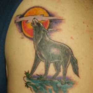 Какви са стойностите на татуировките на вълци?
