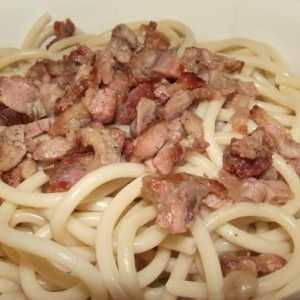 Класическа паста `Carbonara` - рецепта на италиански език