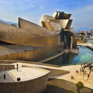 Колоритен Билбао: атракции, които превземат туристите в миналото и бъдещето