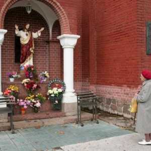 Червената църква в Минск - споменът за починалите деца