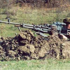 Голяма калибрована картечница NSVT: преглед, спецификации и описание