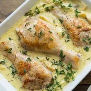 Пилешко в заквасена сметана в мултиваркет: няколко варианта на ястието