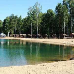 Azure езеро в района на Ленинград: как да стигнете от Санкт Петербург, условия за плаж и дейности…