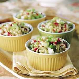 Леки салати за празнична трапеза: няколко рецепти