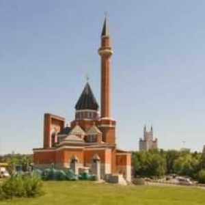 Джамията на Покланайския хълм като част от мемориалния комплекс