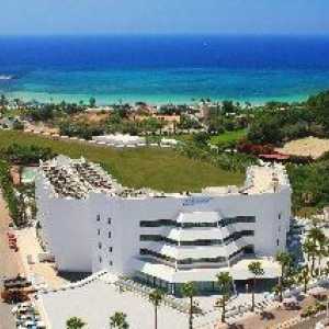 Място за младежки отдих - хотел "Маргадина", Кипър