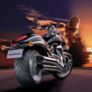 Мотоциклет "Suzuki-Intruder": спецификации и отзиви