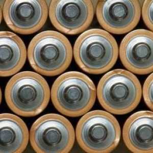 Мога ли да зареждам алкални батерии? Каква е разликата между сол и алкални батерии