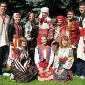 Национален костюм Мордовиан (снимка)