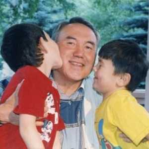 Назарбаев Айсултан: биография и личен живот
