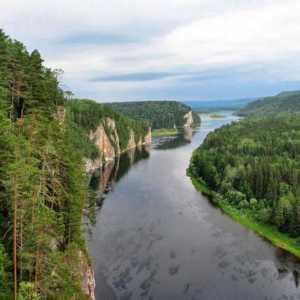 Незабравимо рафтинг по река Чусовая: забележителности, маршрути, ревюта