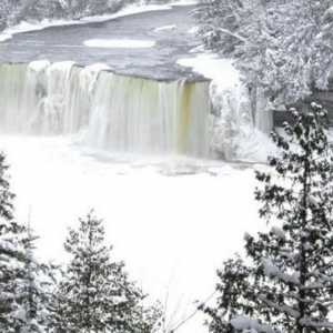 Ниагарския водопад замръзва - красотата, която омайва