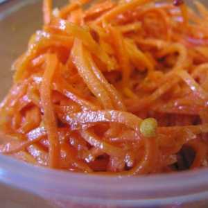 Пикантни и хрупкави моркови на корейски за зимата: рецепта за готвене стъпка по стъпка