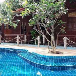 Хотел Deeden Pattaya Resort: ревюта, описание, снимка