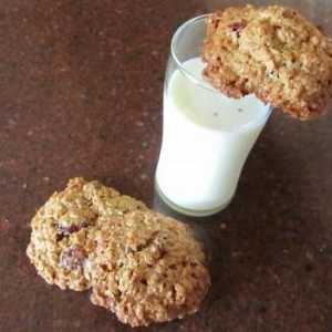 Овесени бисквити без брашно: рецепта за готвене у дома