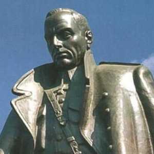 Паметник на Колчак в Иркутск (снимка)