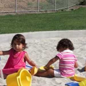 Пясъчна терапия за деца в предучилищна възраст. Рисуване с пясък