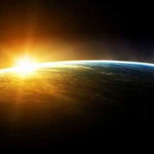 Защо и в каква посока се върти Земята около Слънцето?