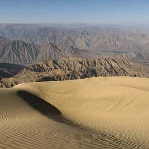 Пустинята Наска и мистерията на нейните рисунки