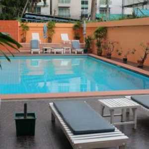 Queen Hotel Pattaya 3 *: отзиви за хотела