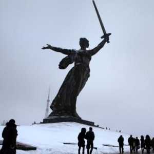 Родината във Волгоград - паметник в чест на великата битка