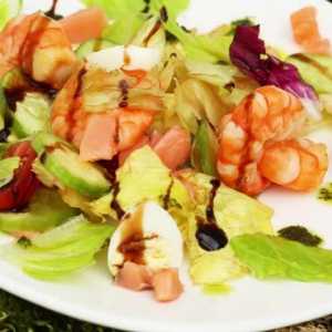 Салати с риба и морски дарове: рецепти, функции за готвене и ревюта