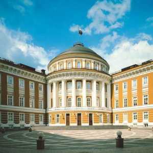 Дворецът на Сената е резиденцията на президента на Руската федерация