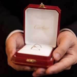Колко струват годежните пръстени "Картие"?