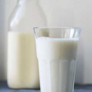 Колко извара от 1 литър мляко? Избърквайте у дома