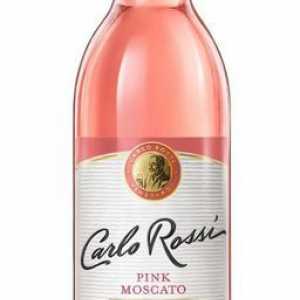 Сладко розово вино "Карло Роси"