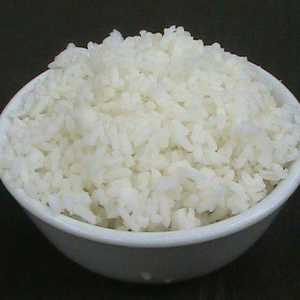 Съотношение на вода и ориз за гарнитура и овесена каша