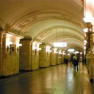 Станцията "Oktyabrskaya" - метрото е специален и уникален