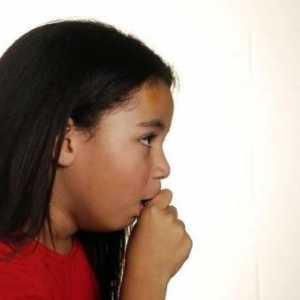 Суха кашлица при деца без повишена температура: причини и лечение